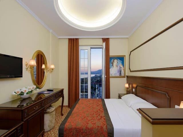 Comfort Double Room, 1 Double Bed, Partial Sea View