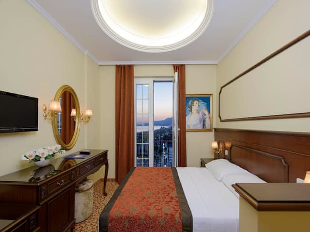 Comfort Double Room, 1 Double Bed, Partial Sea View