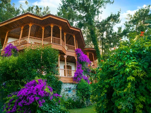 Standard Club Bungalow