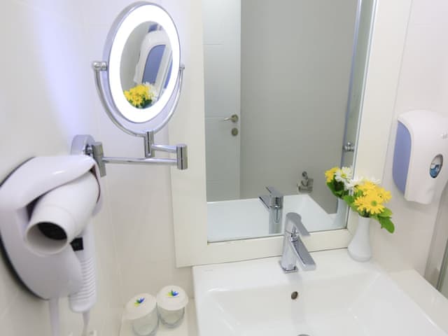 Family Room, 2 Bedrooms