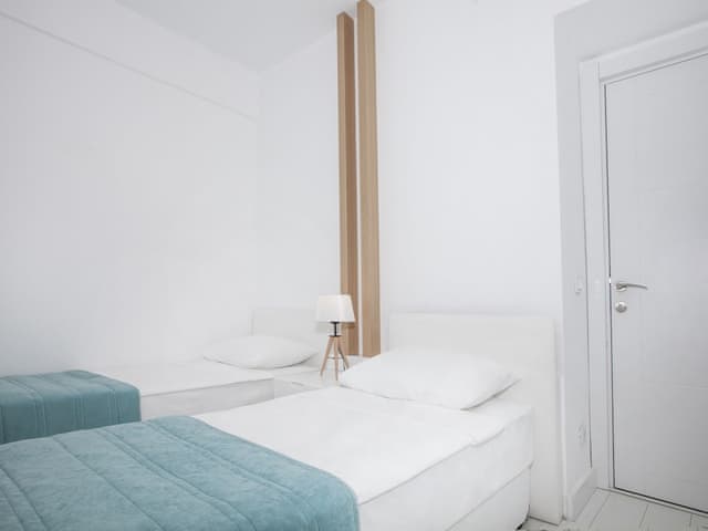 Family Room, 2 Bedrooms