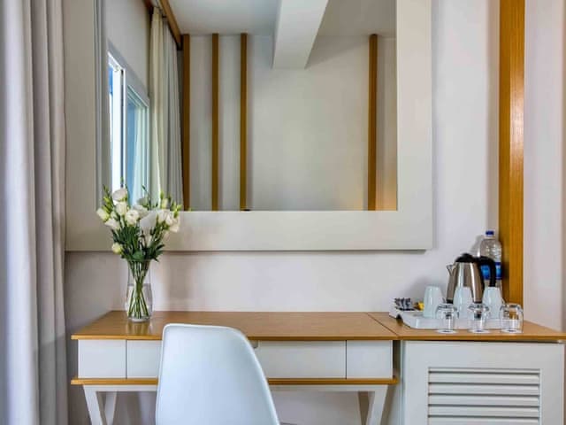 Standard Comfort Room