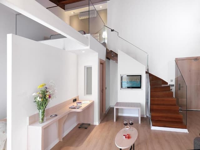 Duplex, 1 Bedroom