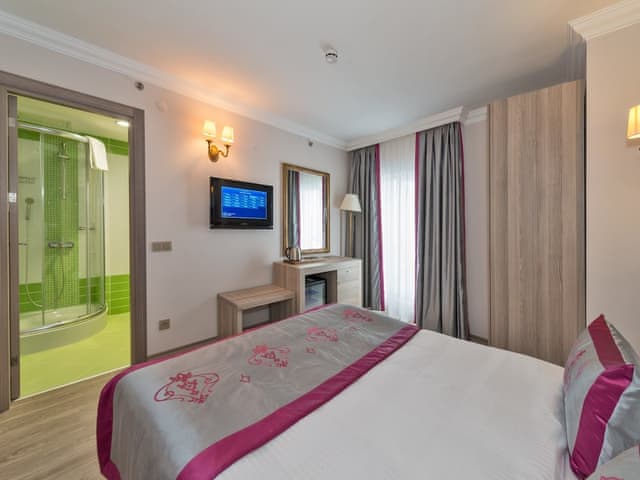 Family Room, 2 Double Beds, Connecting Rooms