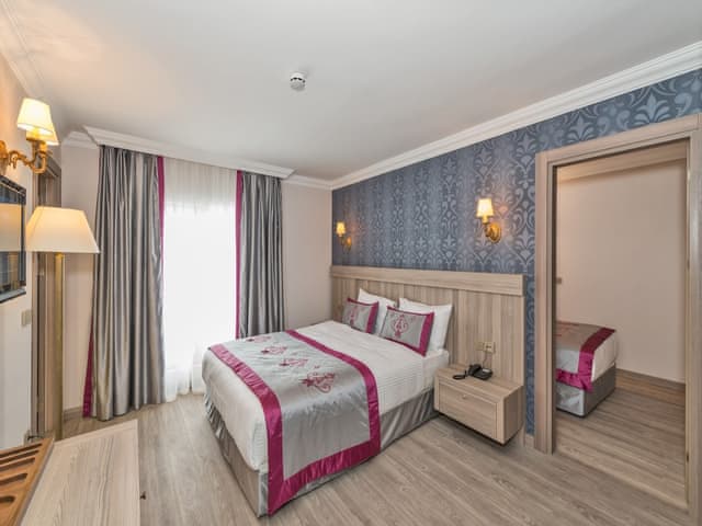 Family Room, 2 Double Beds, Connecting Rooms