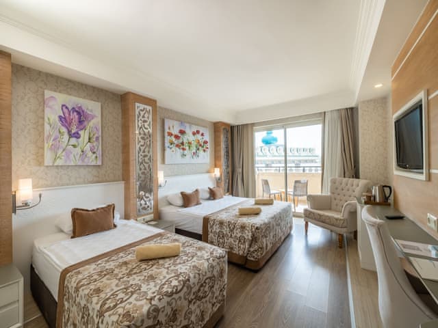 Standard Room, Partial Sea View