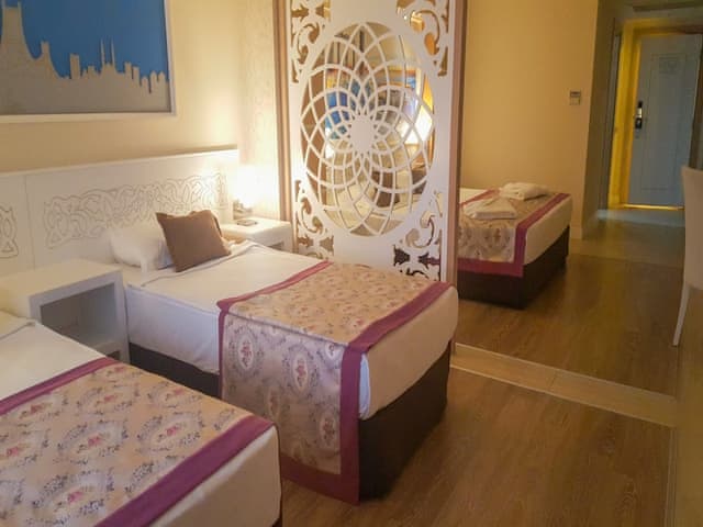 Standart Dört Kişilik Oda