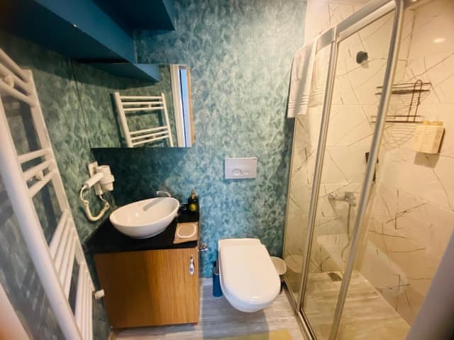 Duplex Apartment with Balcony and Pool View