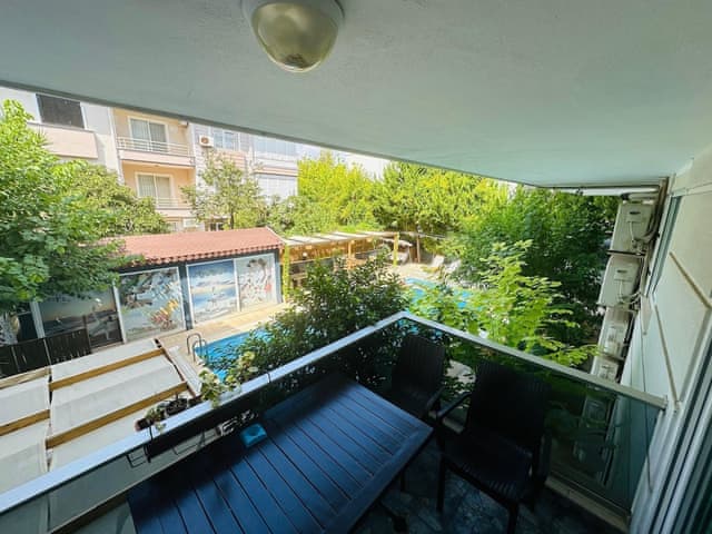 Comfort Duplex with Balcony and Pool View