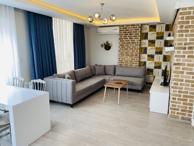 Deluxe Apartment with Balcony