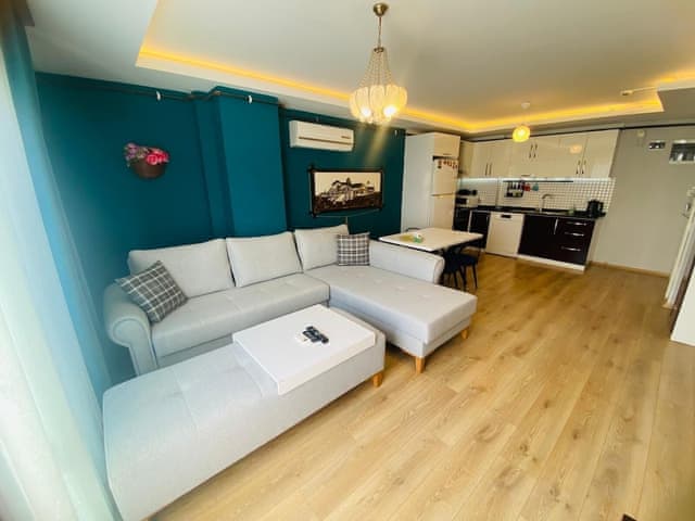 Green Suite