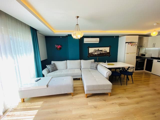 Green Suite