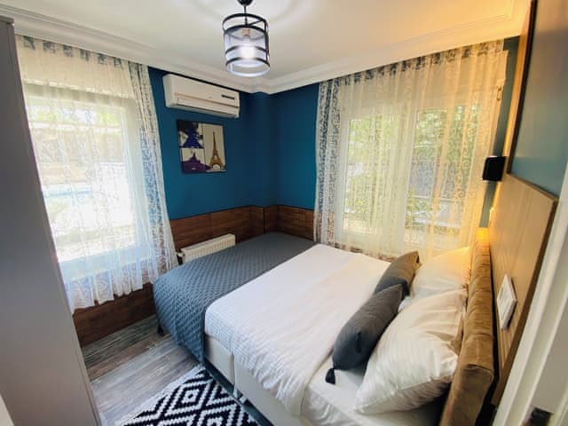 Duplex Apartment with Balcony and Pool View