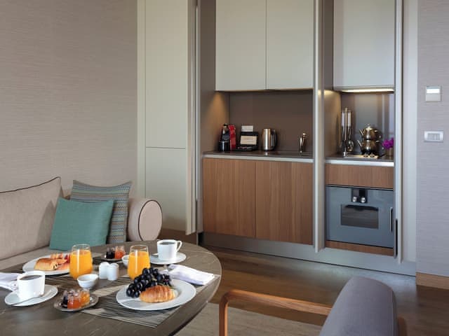 Apartment, 1 Bedroom, Garden View (King)