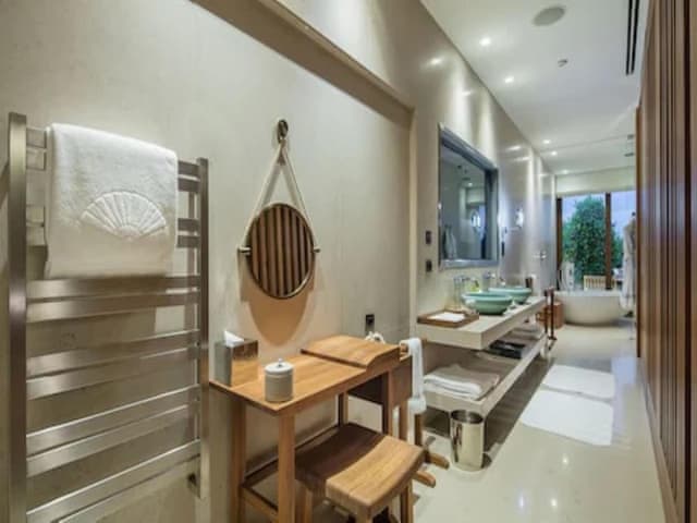 Room, 2 Twin Beds, Garden View