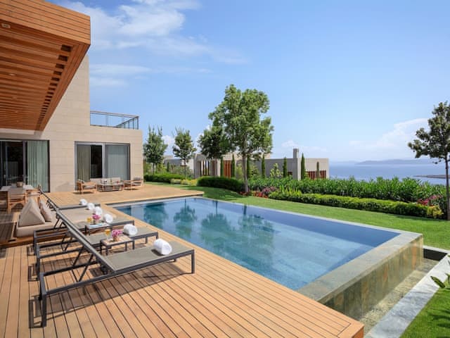 Villa (Melissa)