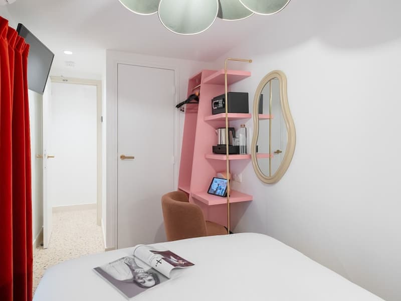 Trendy Canette Hotel – Paris