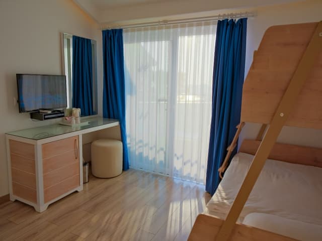 Suite Room with Bunkbed