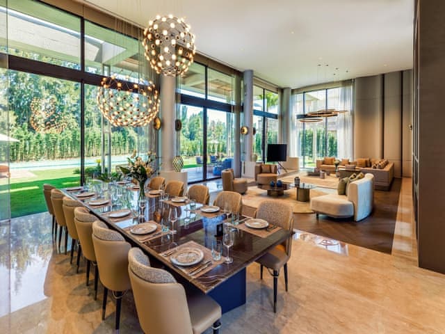 Palazzo Mansions 4 Bedrooms