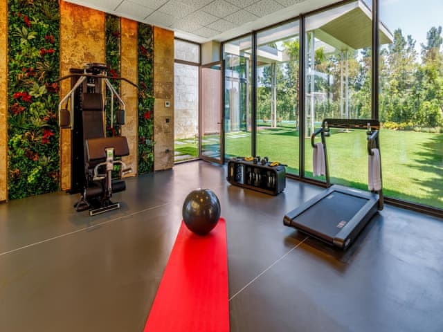 Palazzo Mansions 4 Bedrooms