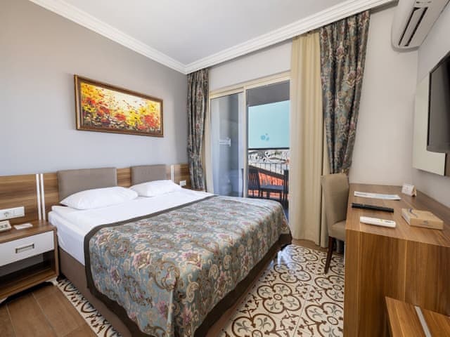 Standard Room Side Sea View