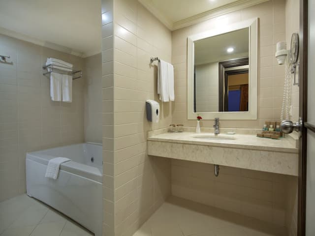 Standard Room, Partial Sea View