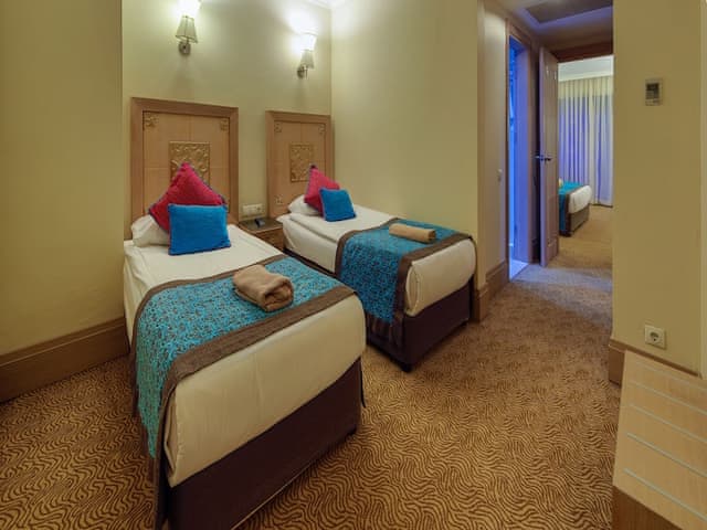 Family Room, 2 Bedrooms