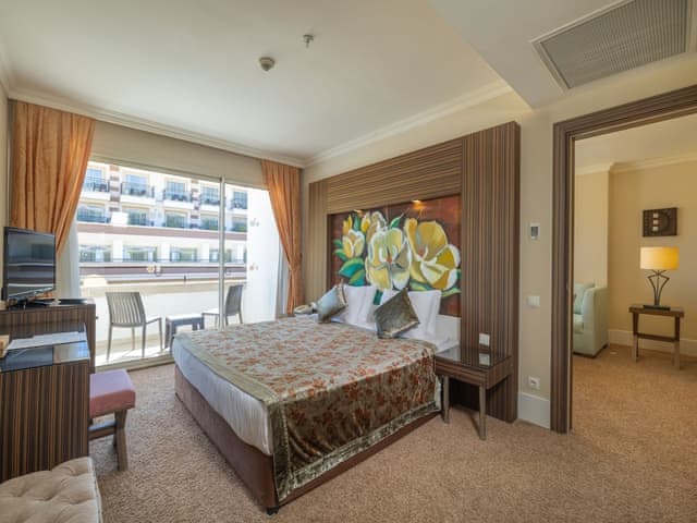 Suite, 2 Bedrooms (Queen)