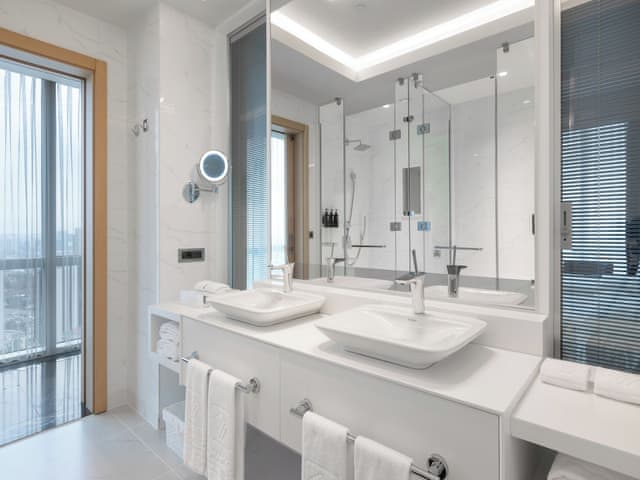 Deluxe Twin Room, City View