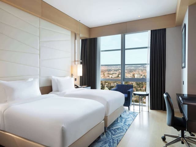 Deluxe Twin Room, City View