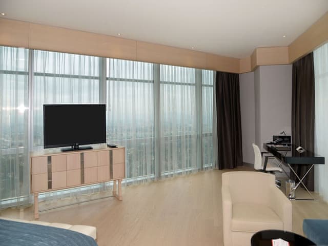 Senior Suite, 1 Bedroom, Kitchenette, City View