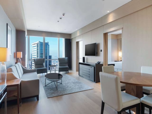 Senior Suite, 1 Bedroom, Kitchenette, City View