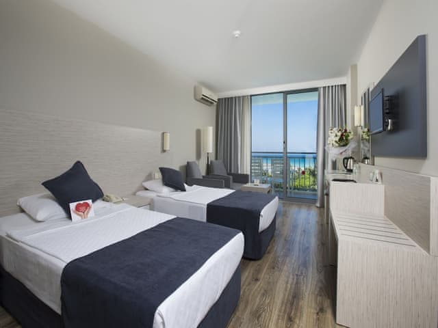 Standard Room Land View