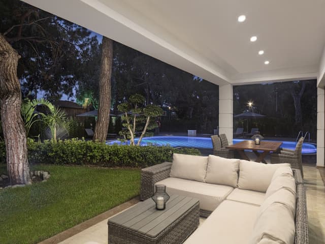 Royal Suite with Private Swimming Pool