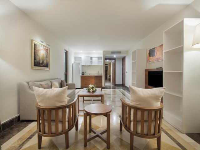 Lagoon Family Deluxe Suite