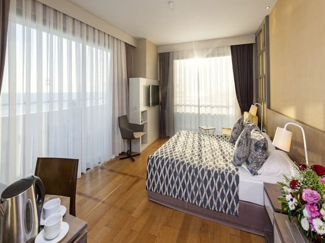 Standard Room Side Sea View