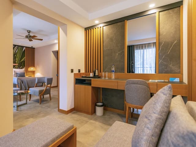 Superior Garden Room