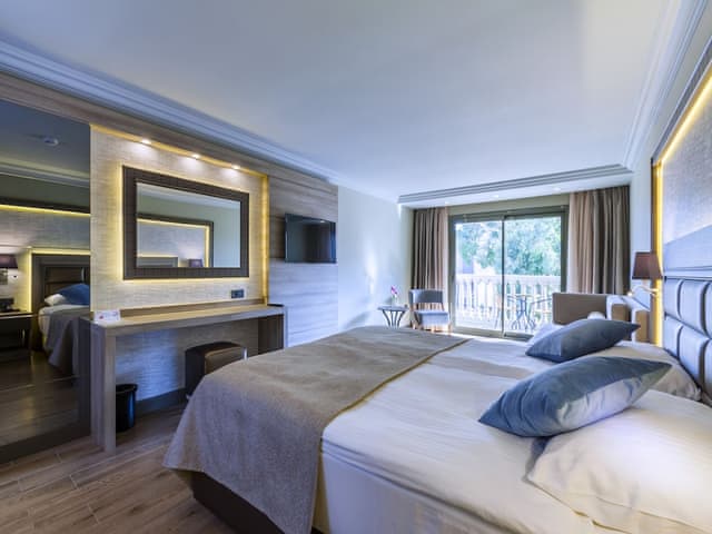 Standard Room Land View