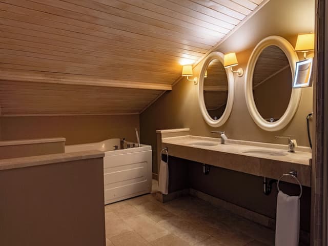 Presidential Suite with Indoor Jacuzzi