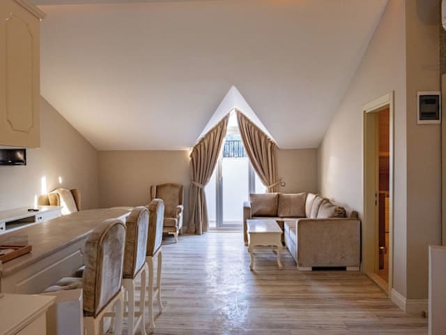 Presidential Suite with Indoor Jacuzzi