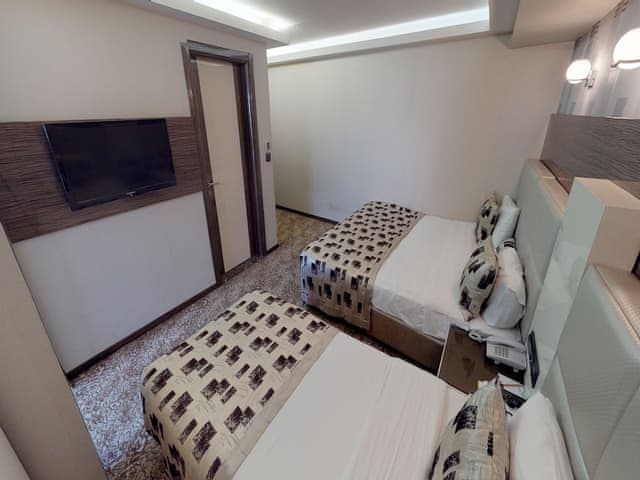 Family Room, Non Smoking, City View