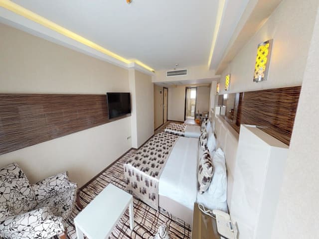 Comfort Triple Room, Non Smoking, City View