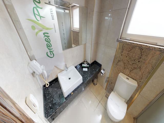 Comfort Triple Room, Non Smoking, City View