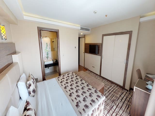 Standard Room, City View