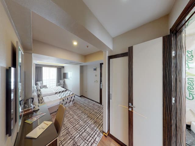 Comfort Triple Room, Non Smoking, City View
