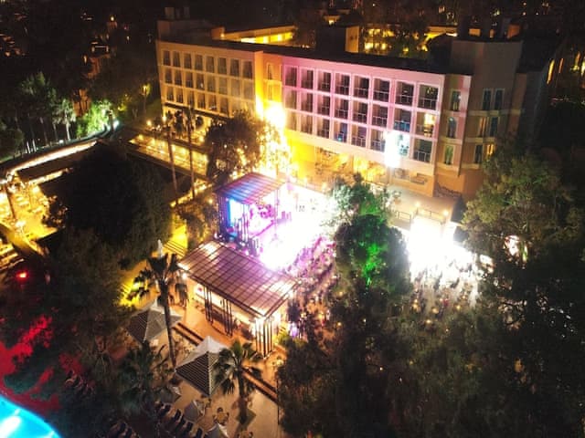 Delüks Oda, Deniz Manzaralı