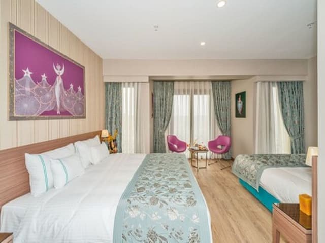 Üç Kişilik Aile Odası