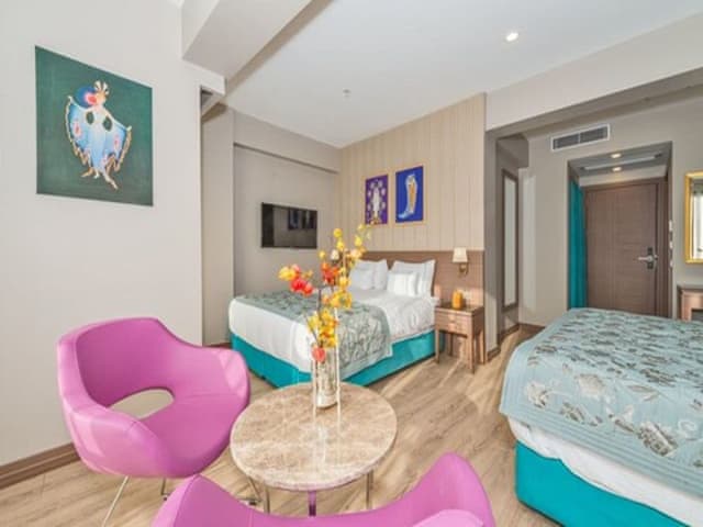 Üç Kişilik Aile Odası