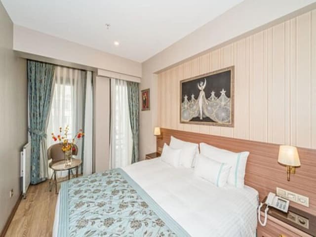 Delüks Çift Kişilik Oda