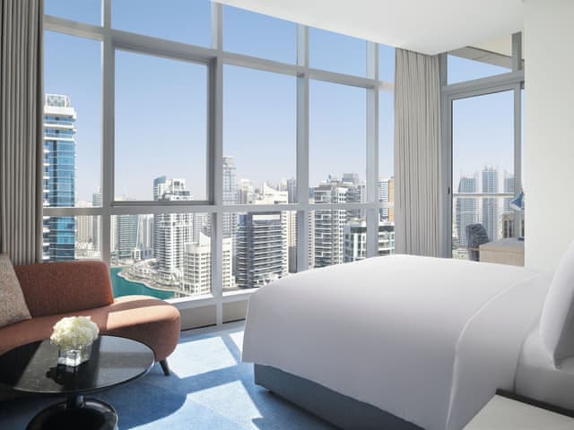 Studio, 1 King Bed, Balcony